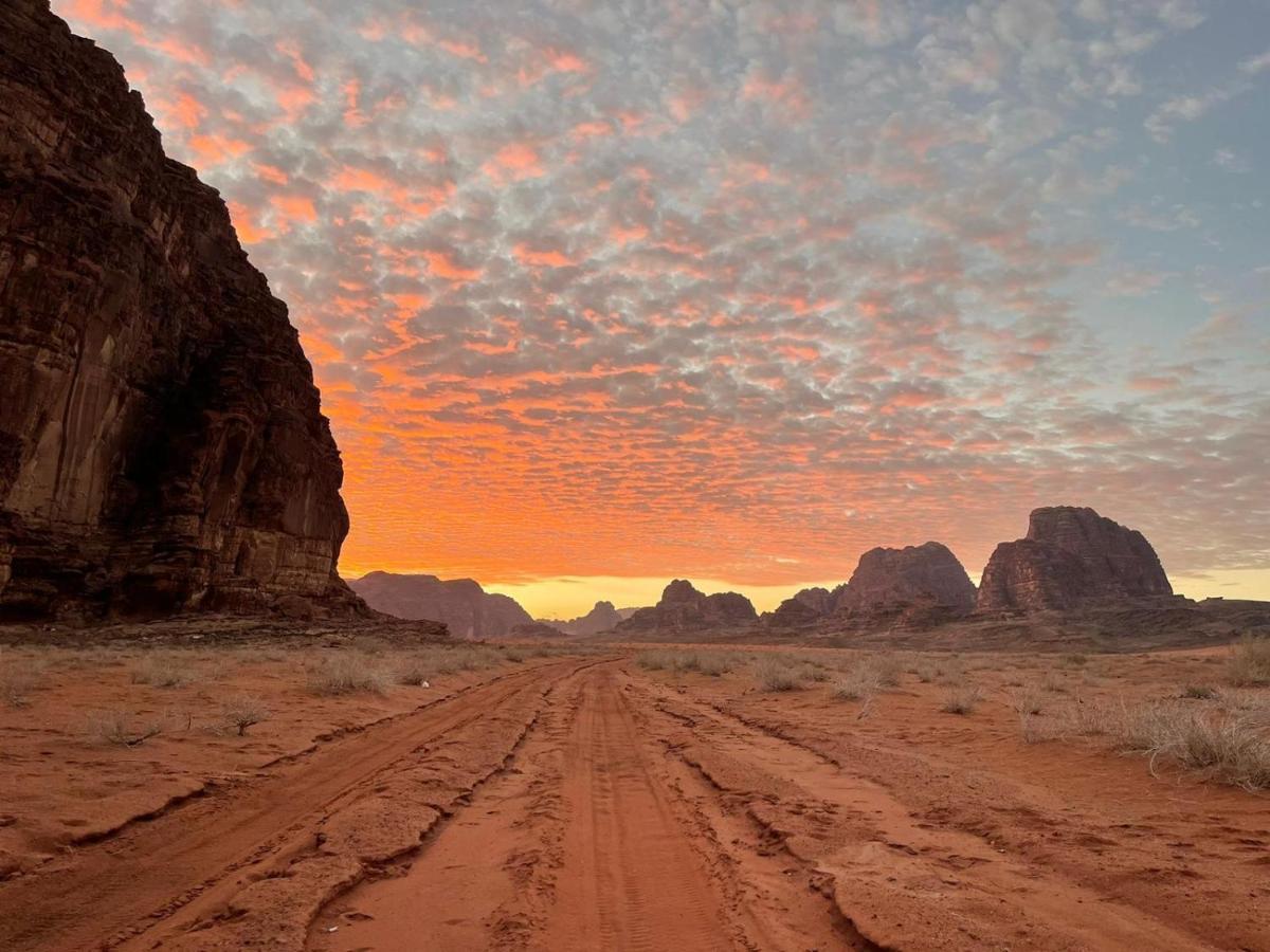 Hotel Golden Day Wadi Rum Exterior foto