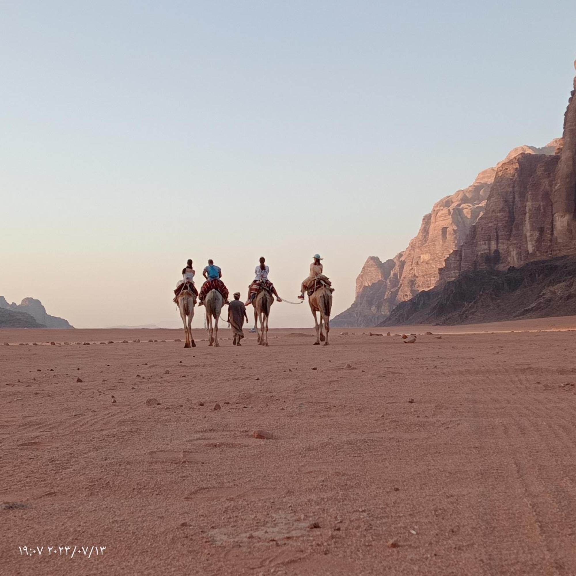 Hotel Golden Day Wadi Rum Exterior foto